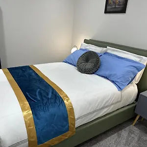 Aqua Dream Luxury Apartment-coyles Place At Portland 88 , Belfast United Kingdom